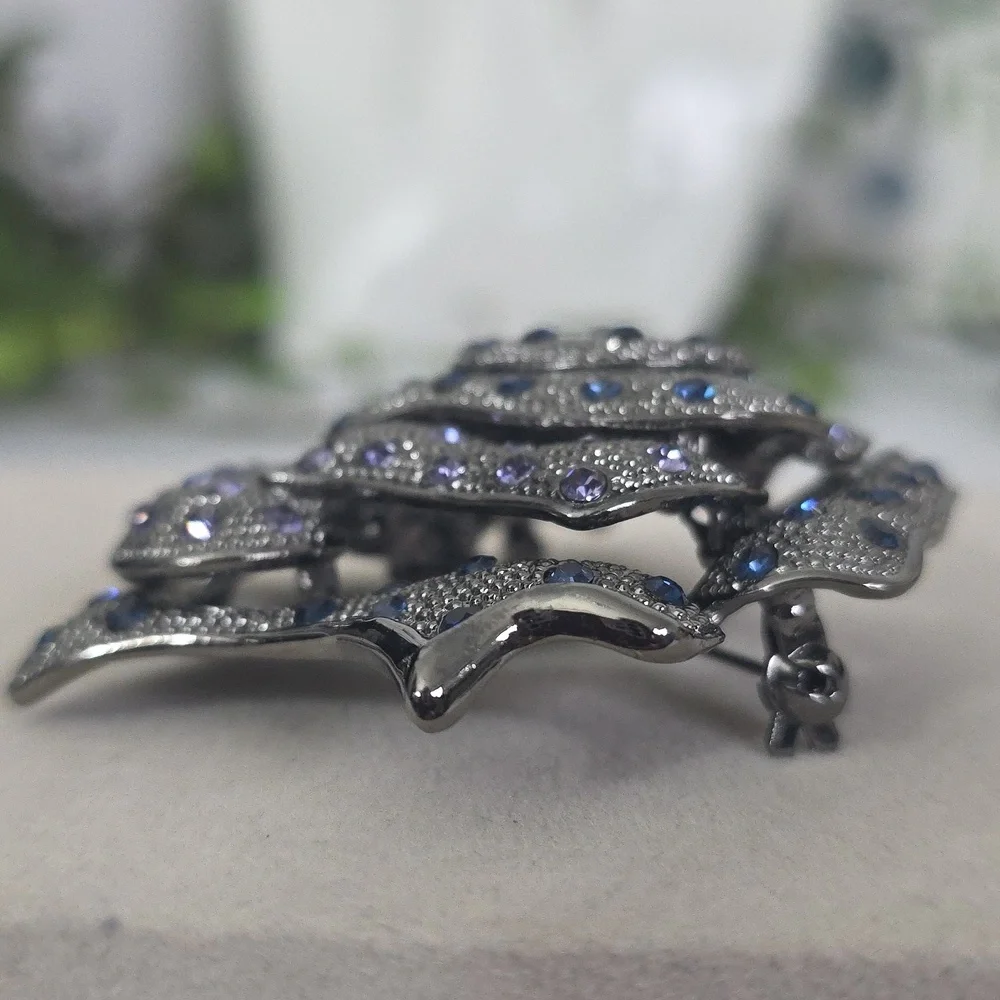 Vintage Oxidized Silver Rose Flower Brooch Pin Purple Blue Rhinestone